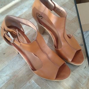 Nude/British Tan leather sandals-Sofft Brand